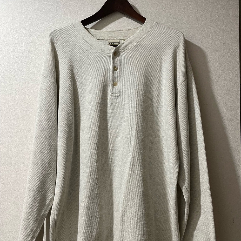 Vintage L.L. Bean Henley long sleeve size L made in Canada